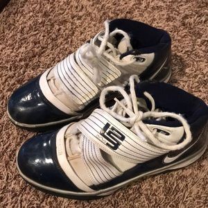 Nike Lebron Basketball Shoes
